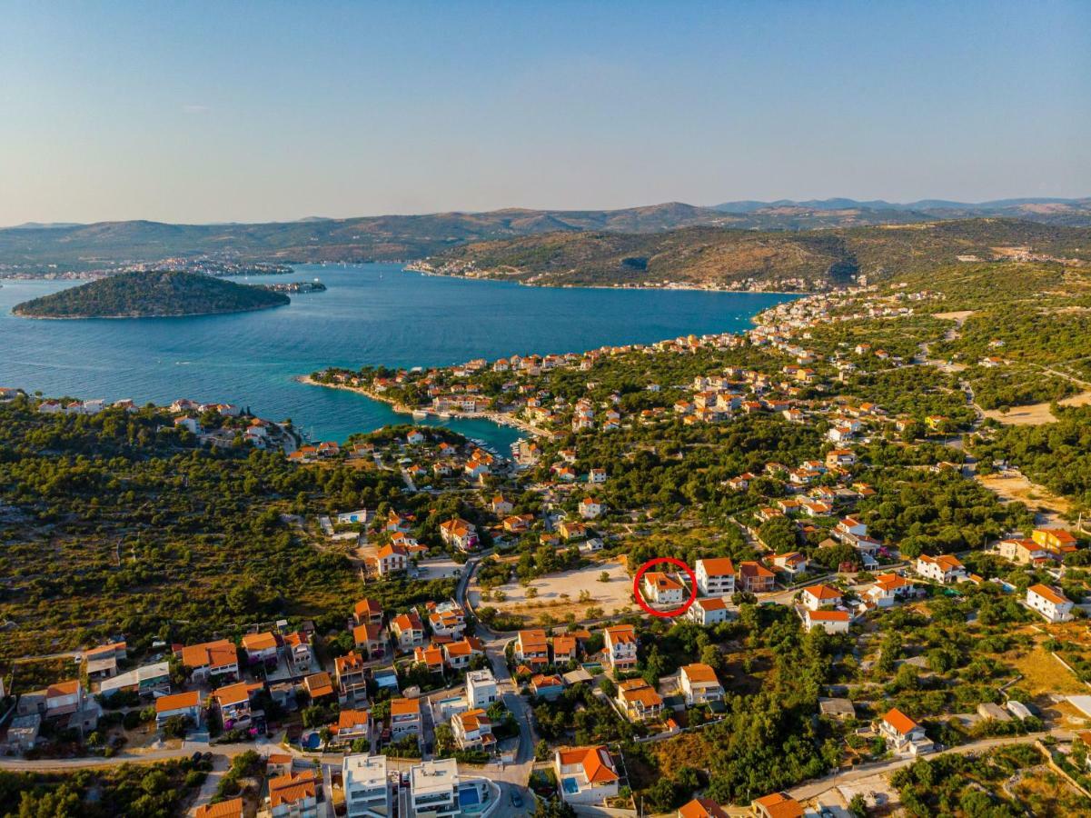 Holiday Home Mb Ражань Экстерьер фото